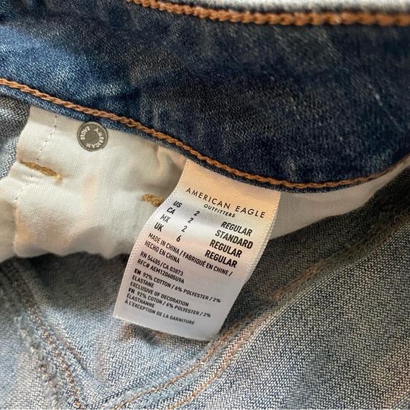 American Eagle denim mini skirt, size 2 - Picture 5 of 9